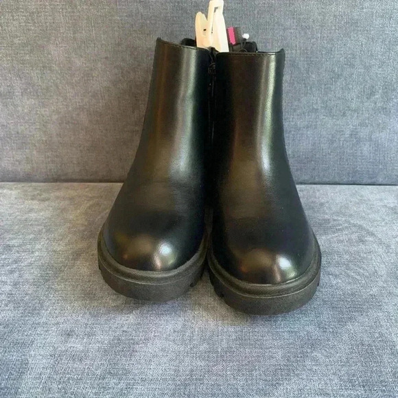 Girls Justice Black Camo Ankle Chelsea Slip On Zip New Winter Boots Size 1 - Picture 2 of 8